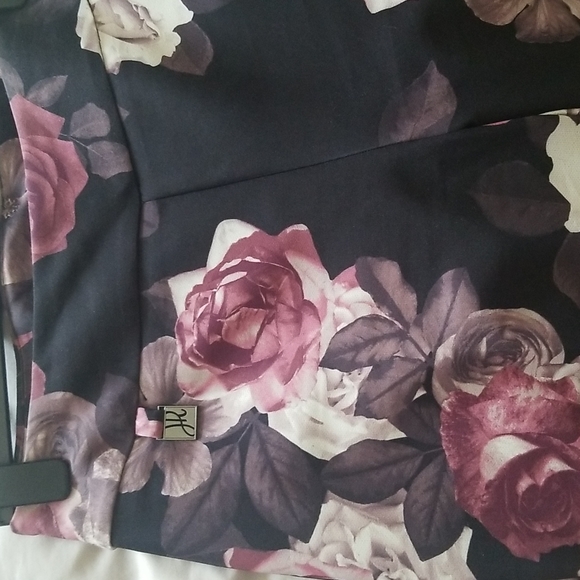 Joseph Ribkoff pants - Picture 2 of 3